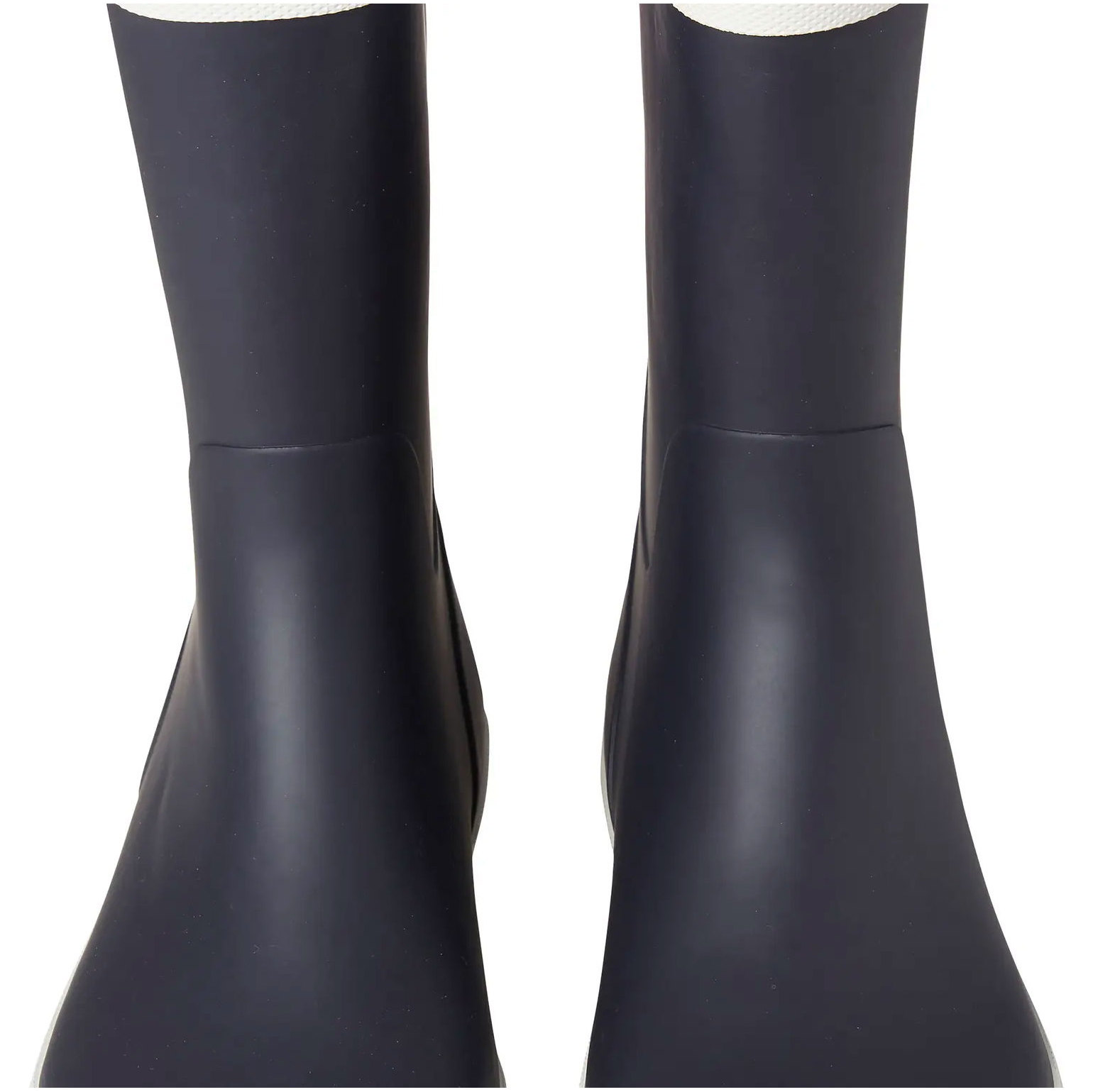 2026 Helly Hansen Nordvik 2 Sailing Boots 11660 - Navy