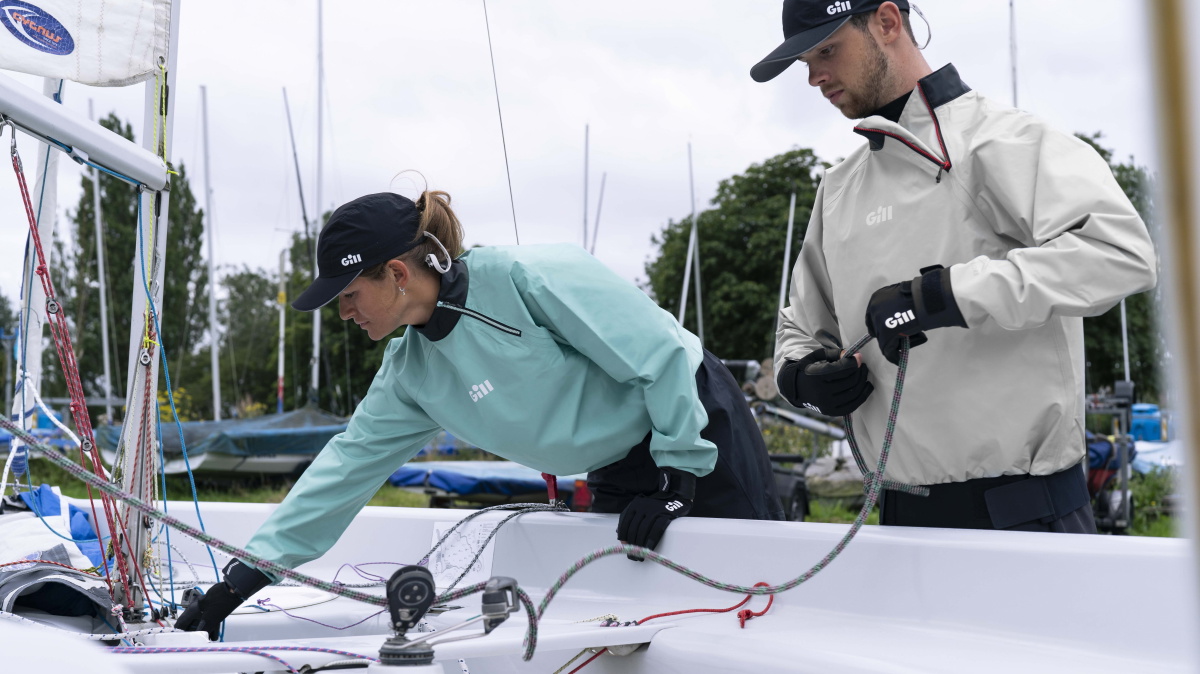 Combinaisons sèches pour sports nautiques